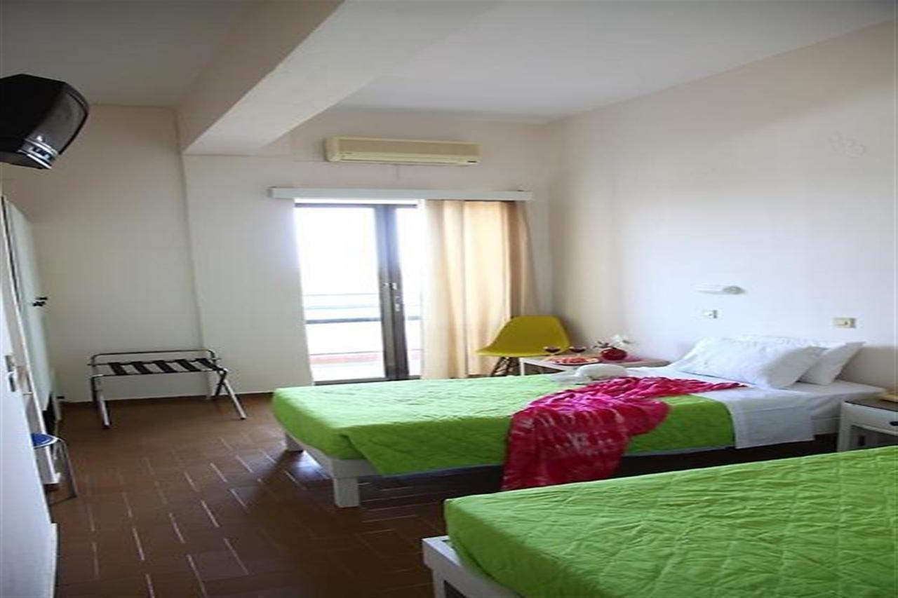 Triton Garden Hotel 玛利亚 外观 照片